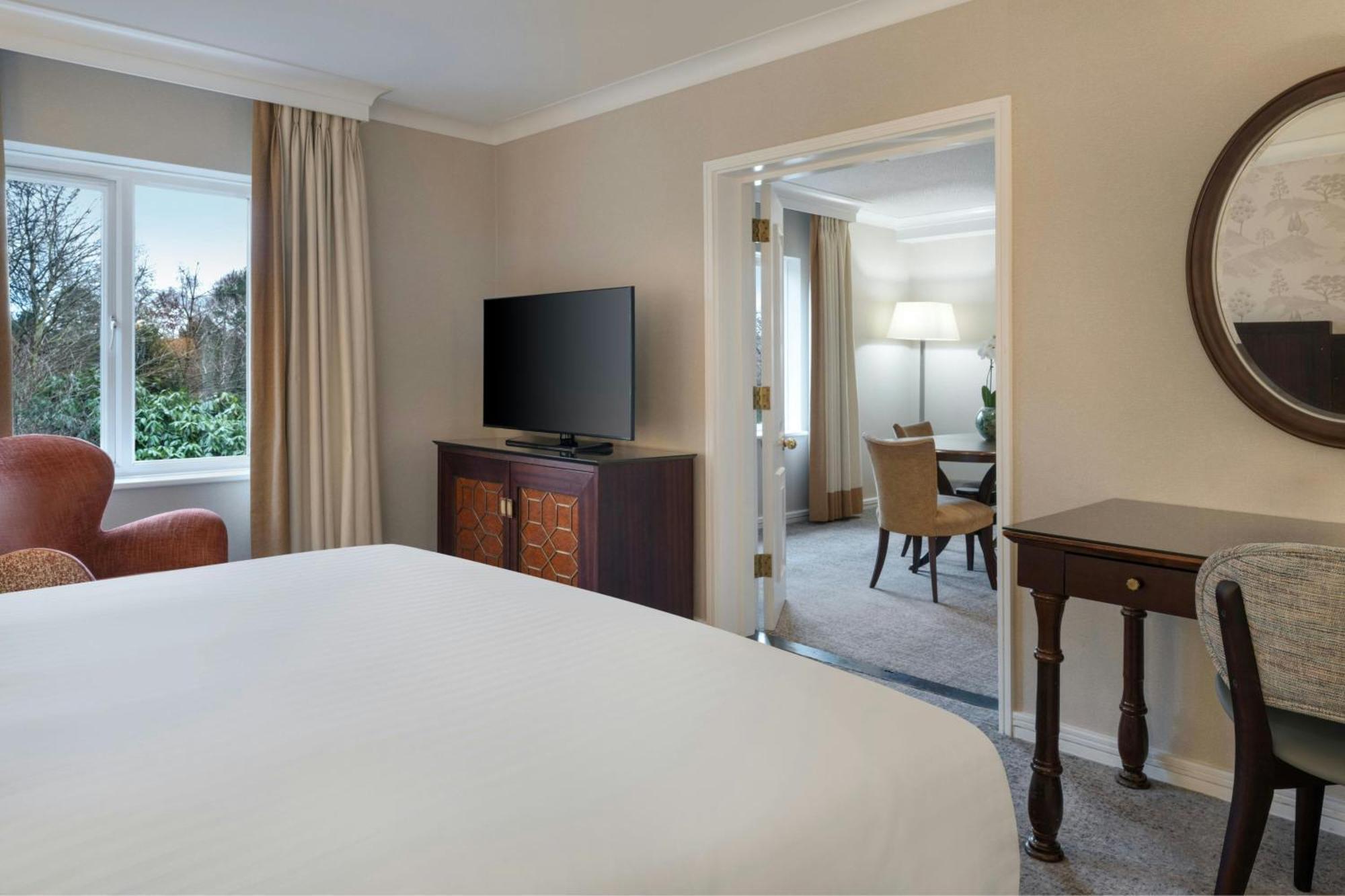 Delta Hotels By Marriott Tudor Park Country Club Мейдстон Екстер'єр фото